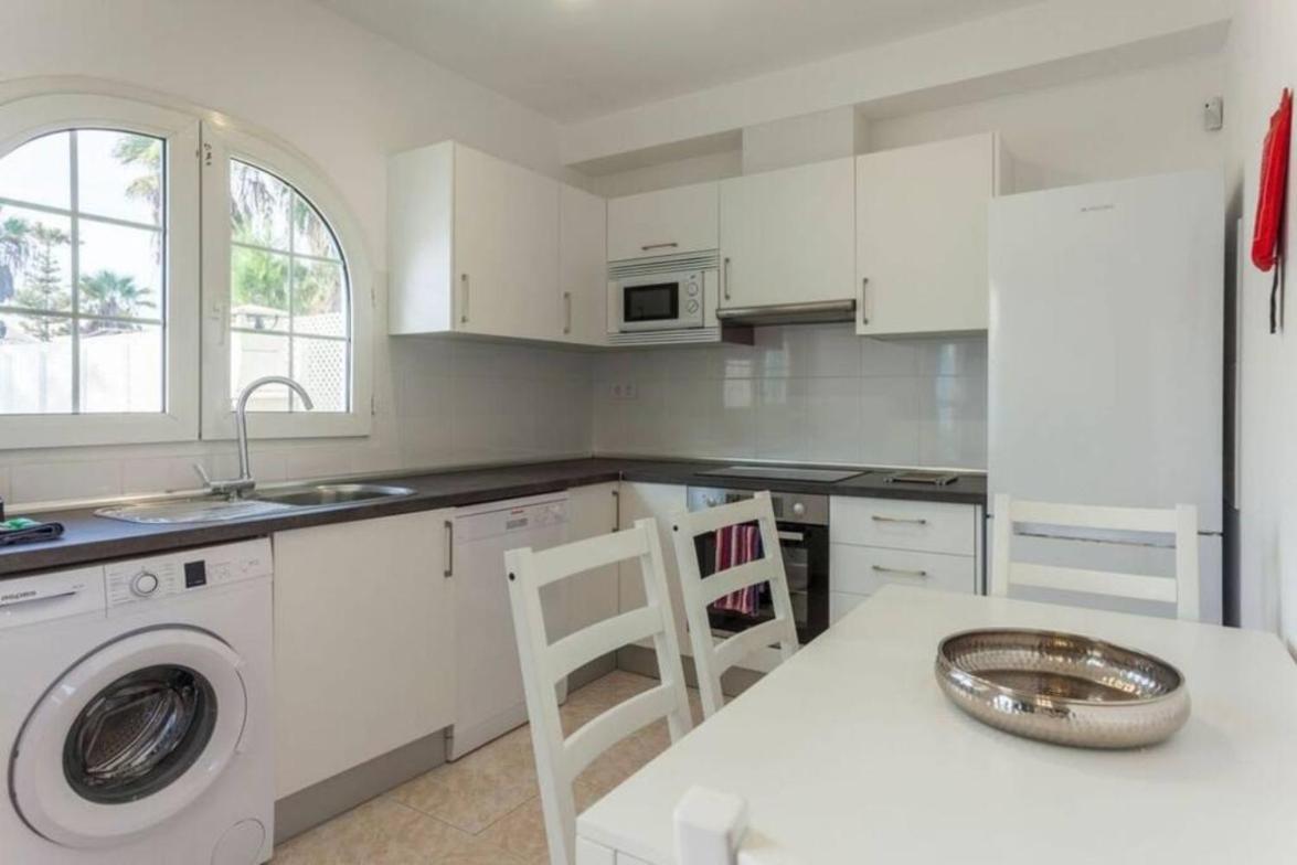 Coralejo Beach Villa Agua With Private Pool, Bbq & Fast Wifi By Amazzzing Travel Corralejo Extérieur photo