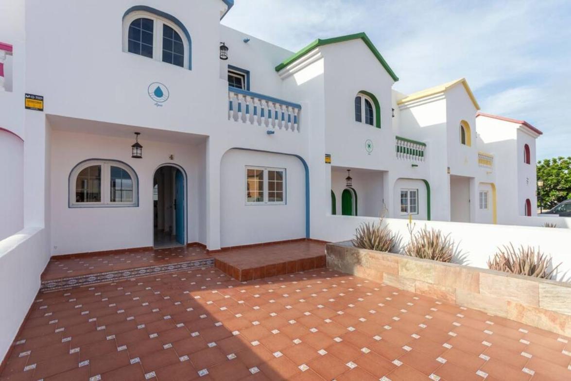 Coralejo Beach Villa Agua With Private Pool, Bbq & Fast Wifi By Amazzzing Travel Corralejo Extérieur photo